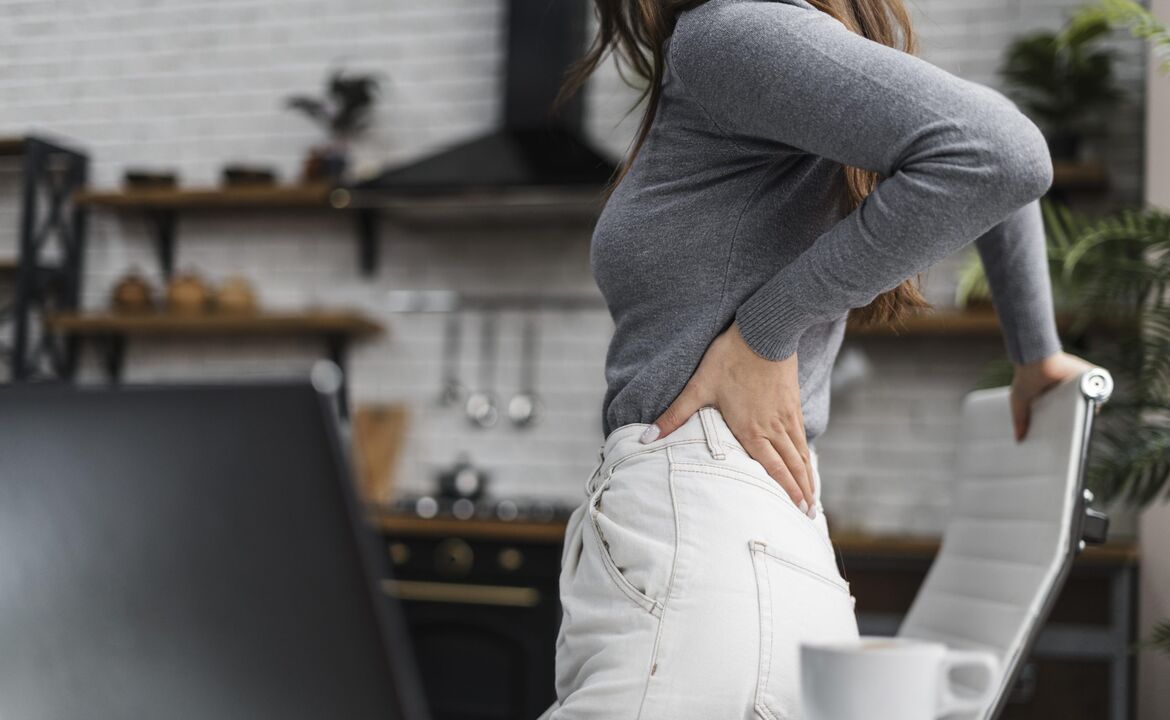 Back pain in the lumbar region is a common symptom that accompanies various pathologies. 