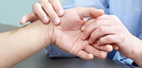 Diagnosis of pain in the joints of the fingers